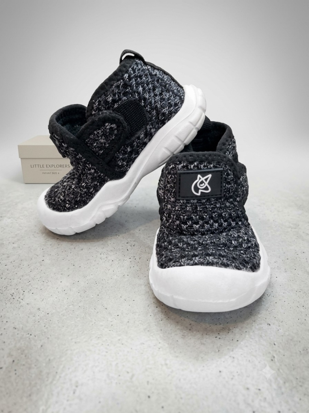 QFH Toddler Sneakers Size 5